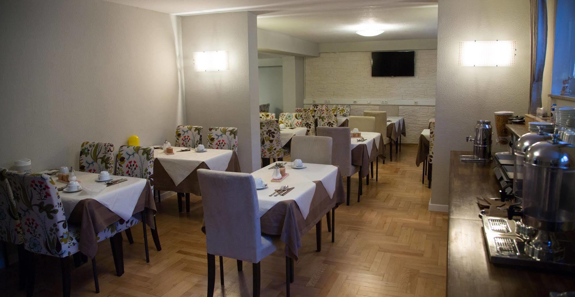 Garni Rödelheimer Hof 2*